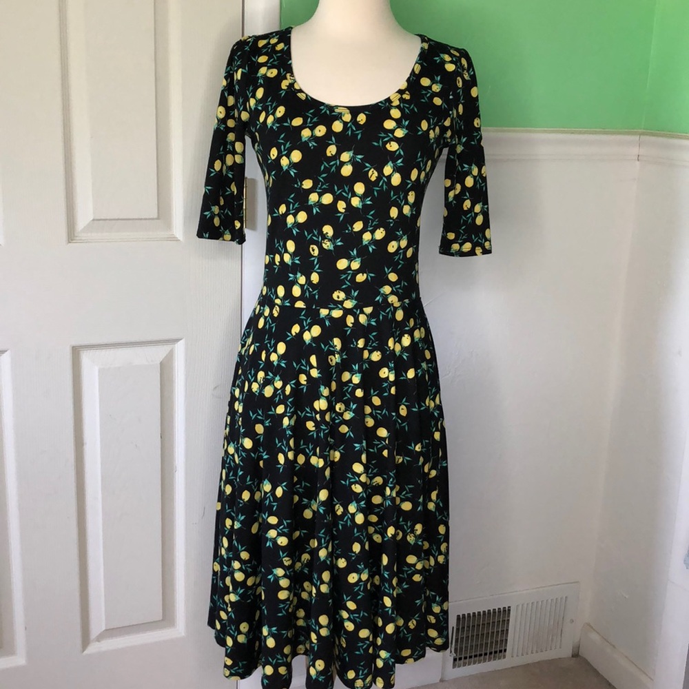 Lemon Print LuLaRoe Nicole Dress-Size Small
